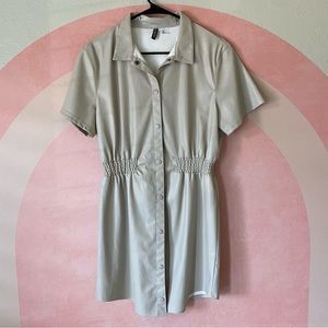3/$10 H&M beige vegan leather button up dress M